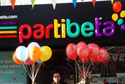 UÇAN BALON 2
